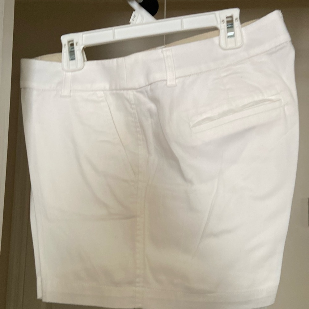 J Crew shorts 100% cotton size 8